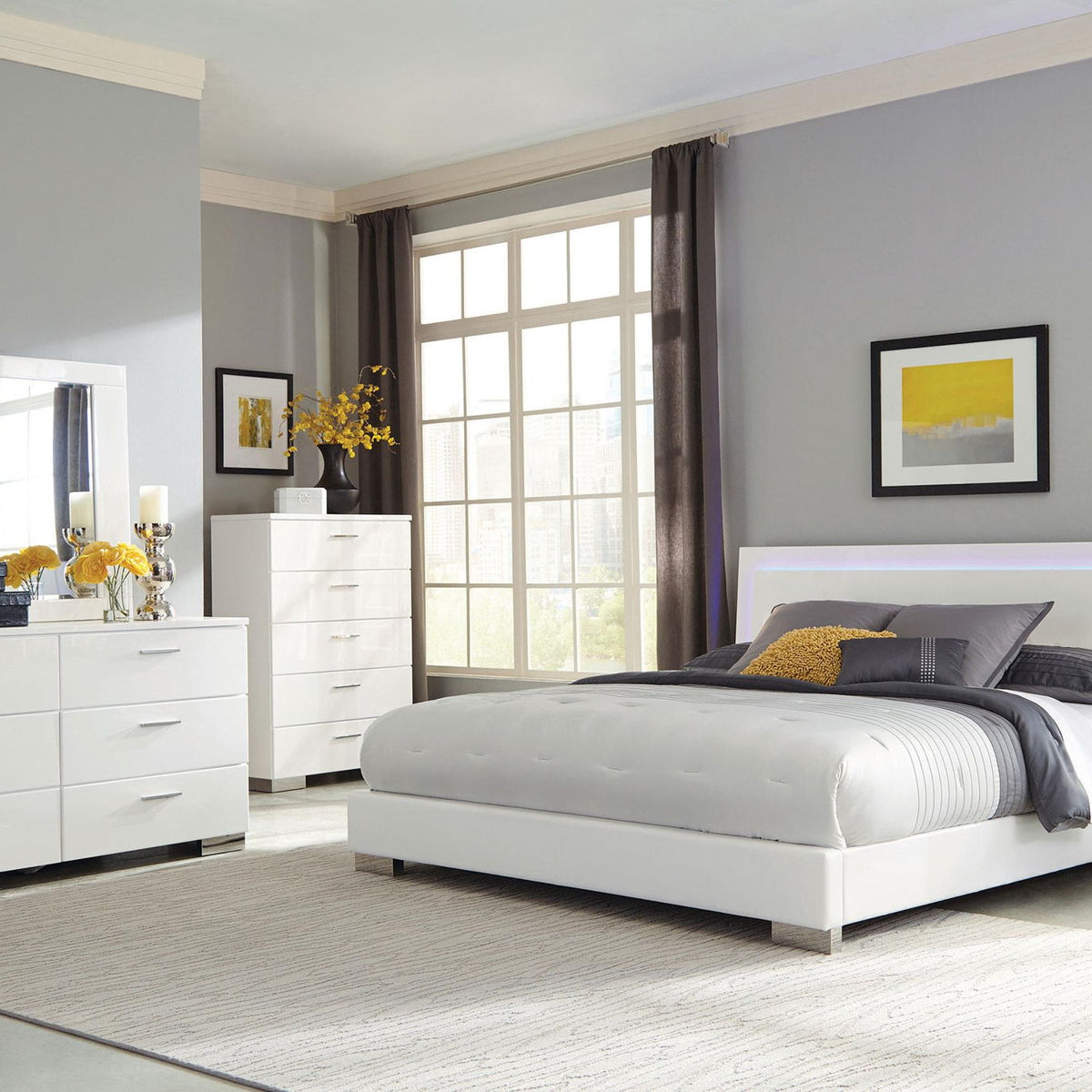 Felicity 5-piece Eastern King Bedroom Set White High Gloss