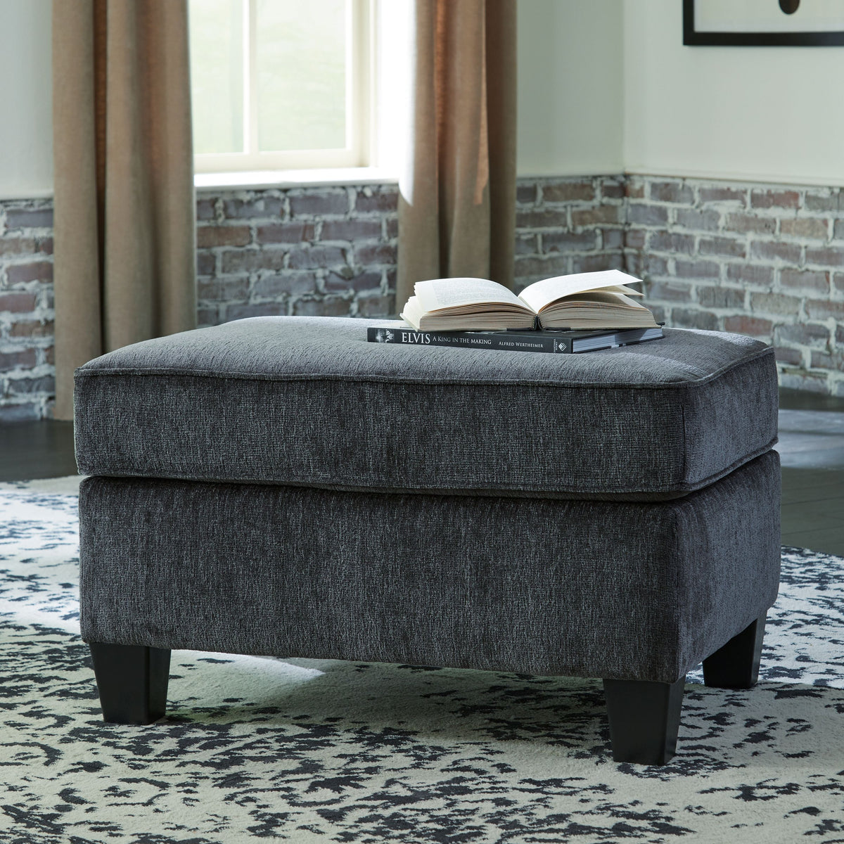 Abinger - Living Room Set