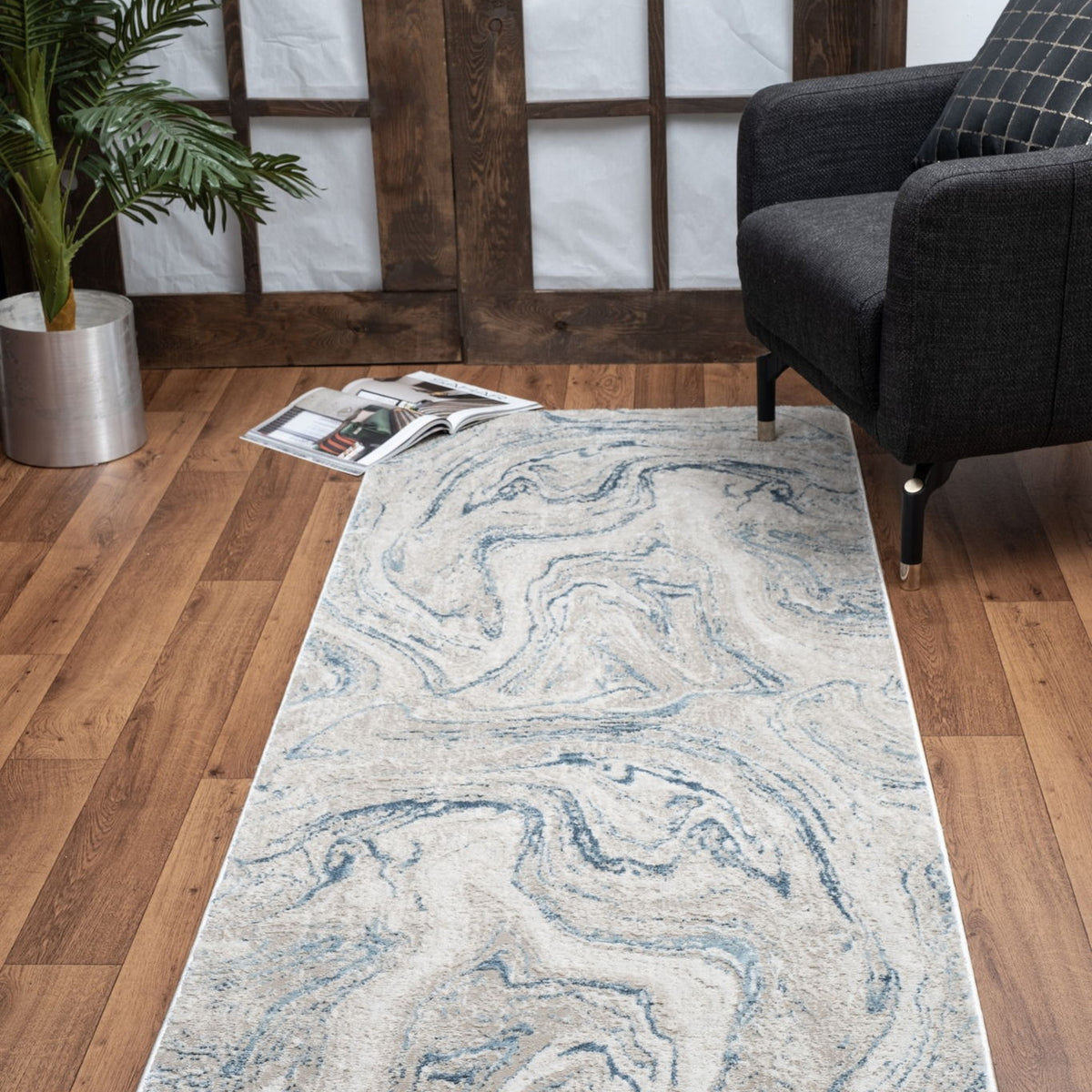 Elegance - 5'3" X 7'3" Polyester Area Rug - Ivory