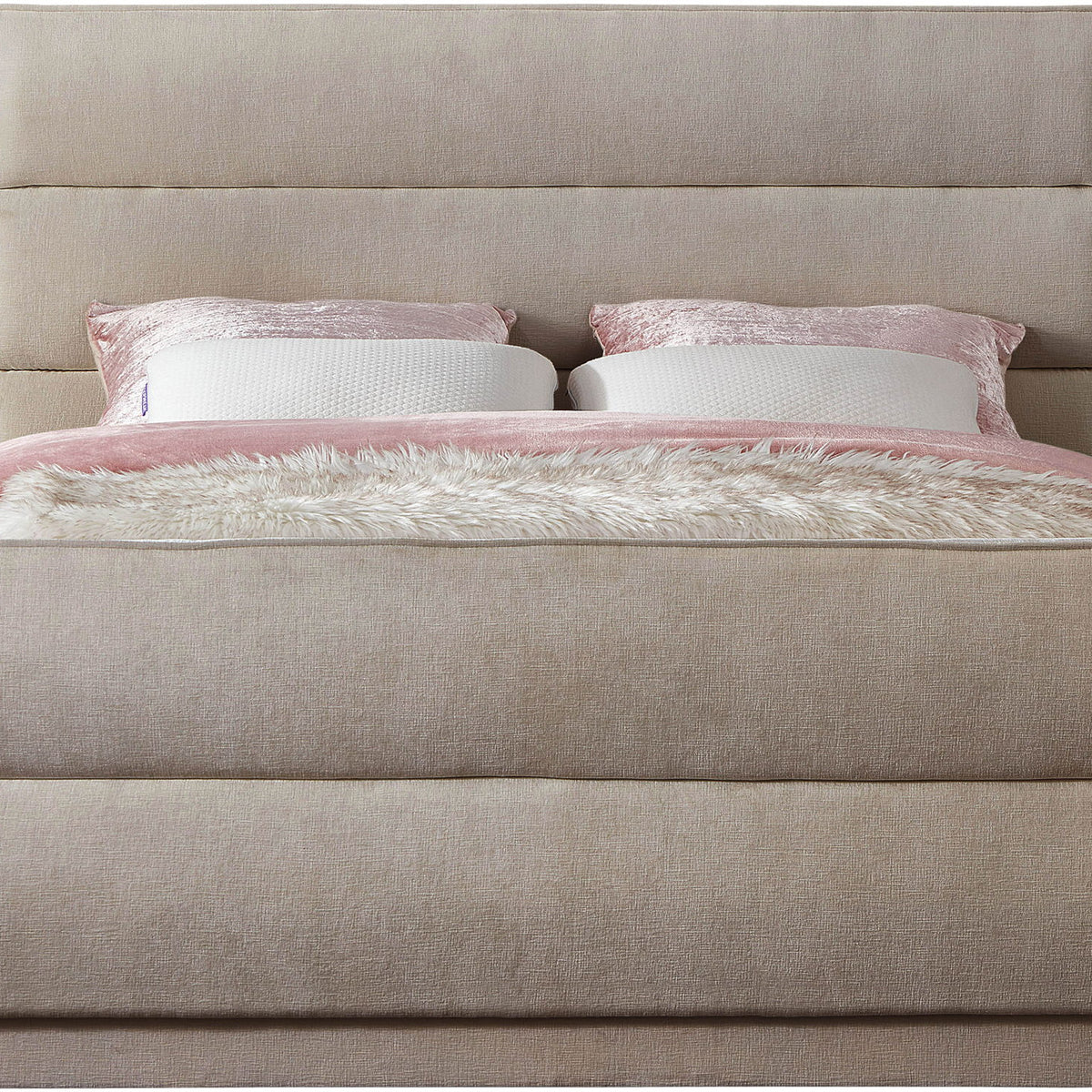 Paxton - Bed