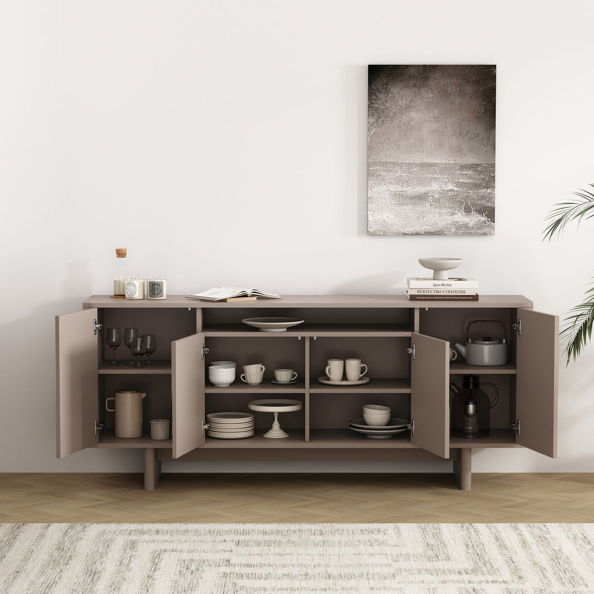 Manhattan Ella - Sideboard