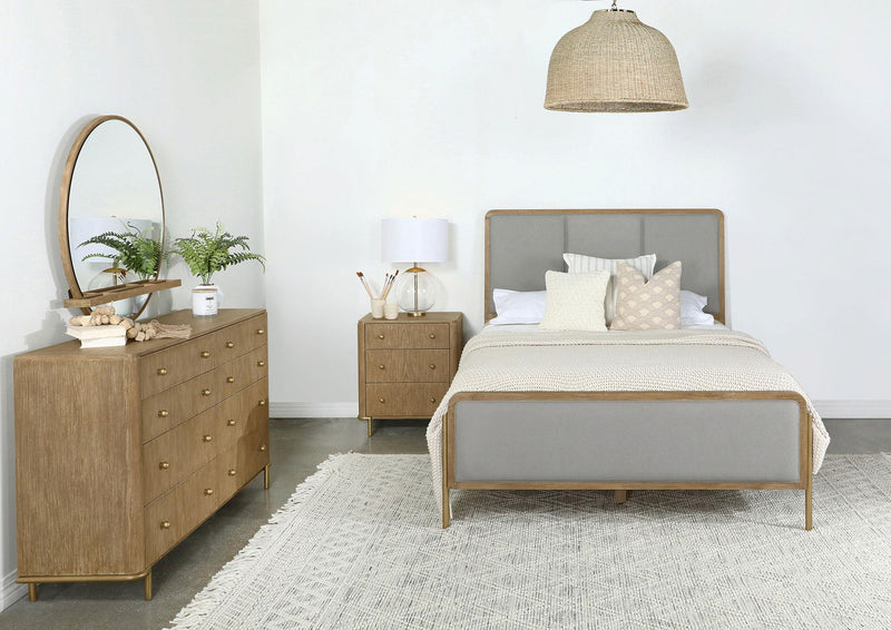 Arini 4-piece Eastern King Bedroom Set Sand Wash and Grey