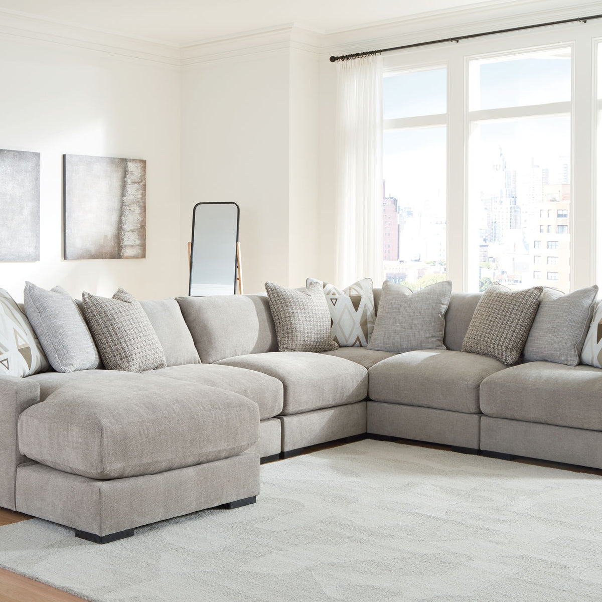 Aslan Court - Sectional