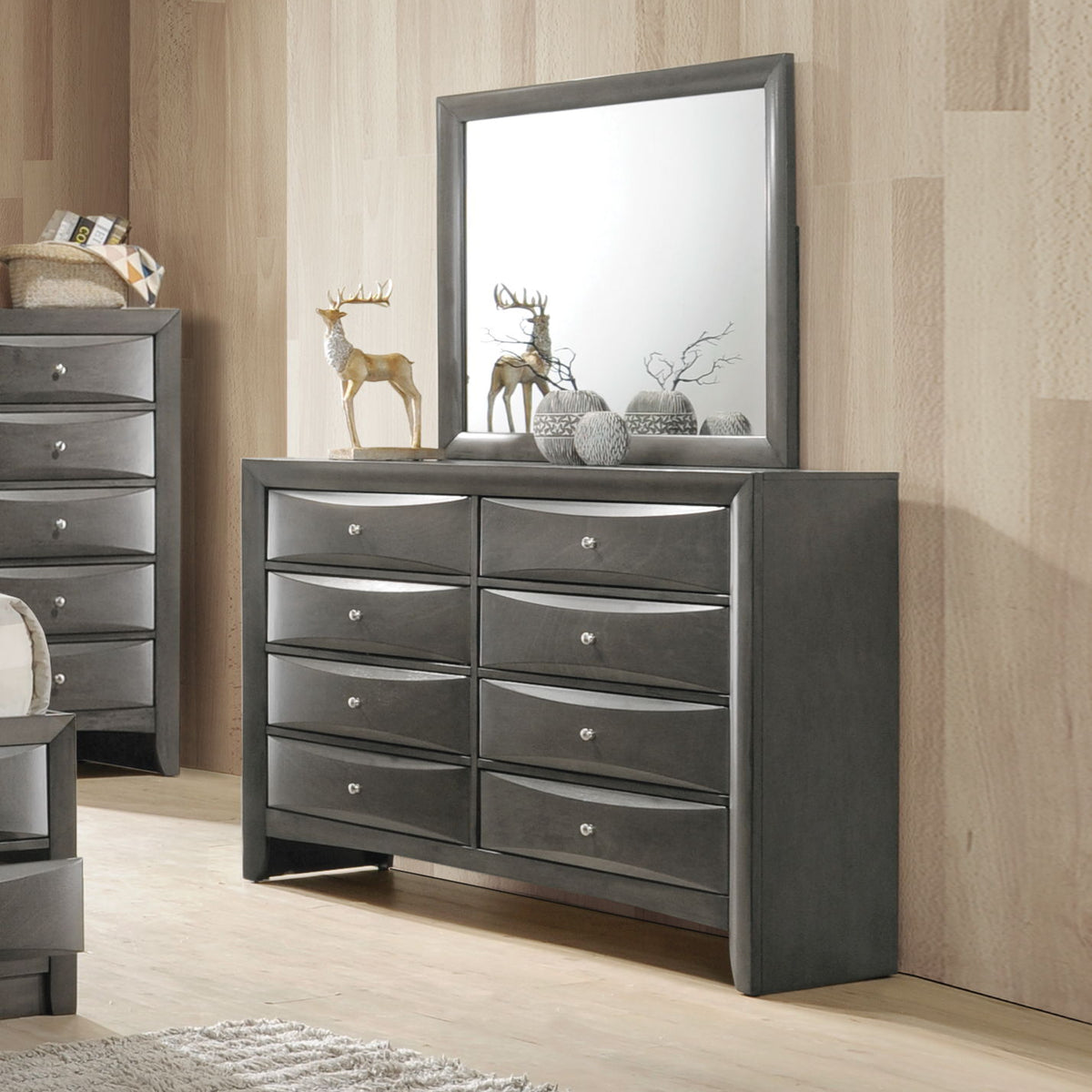 Ireland - Elegant Design Chest