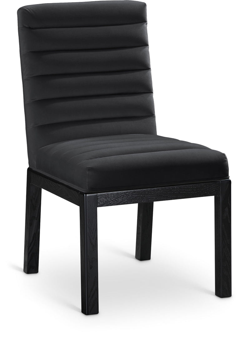 Evelyn - Dining Chair With Black Legs