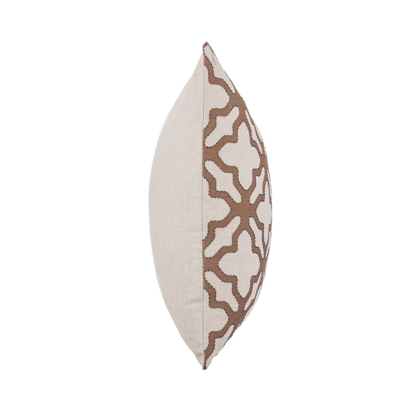 22x22 trellis lattice throw pillow showing side seam and patterned edge