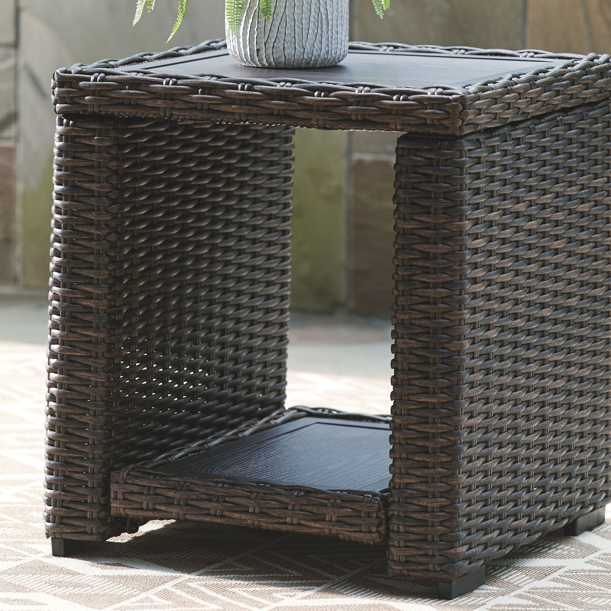 Grasson Lane - Brown - Square End Table