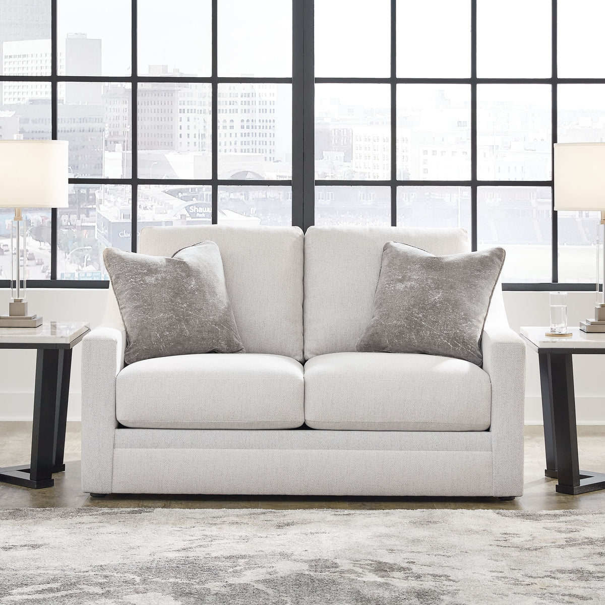Maitelynn - Loveseat - Chalk