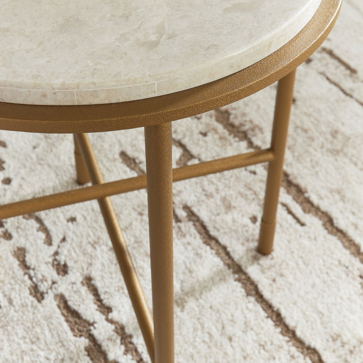 Alben - Round Table