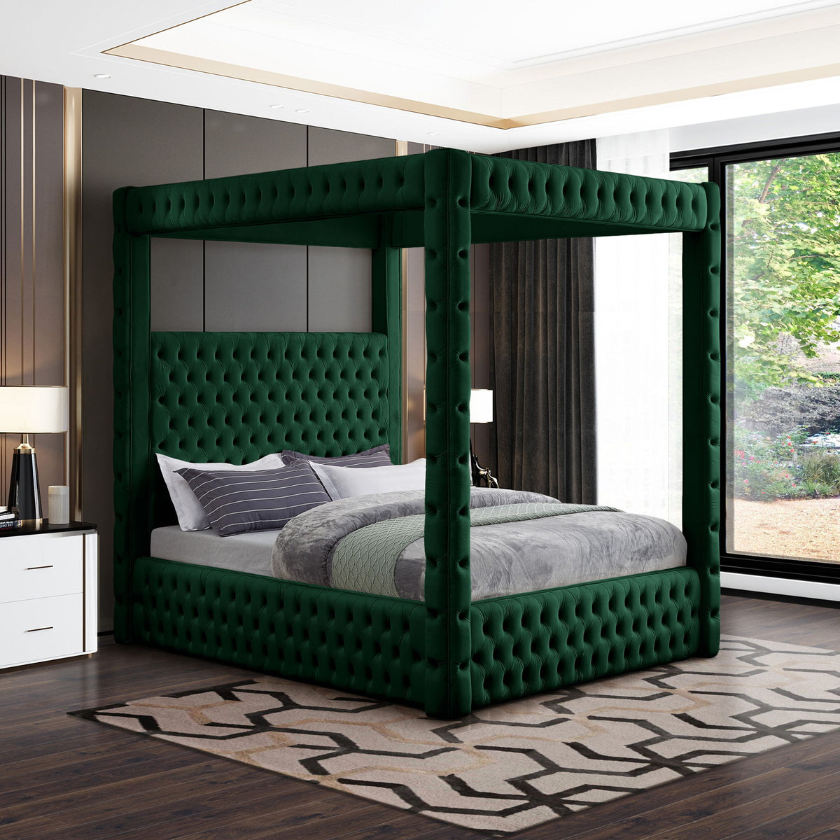 Royal - Bed