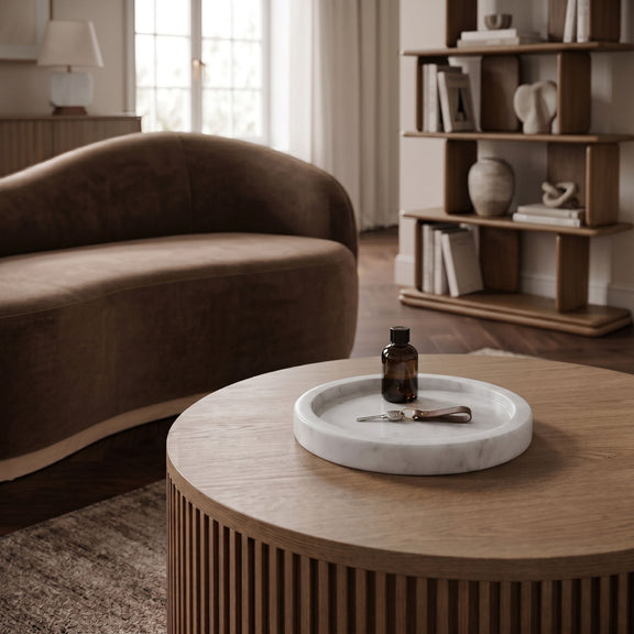Round marble tray with white inlay and raised rim