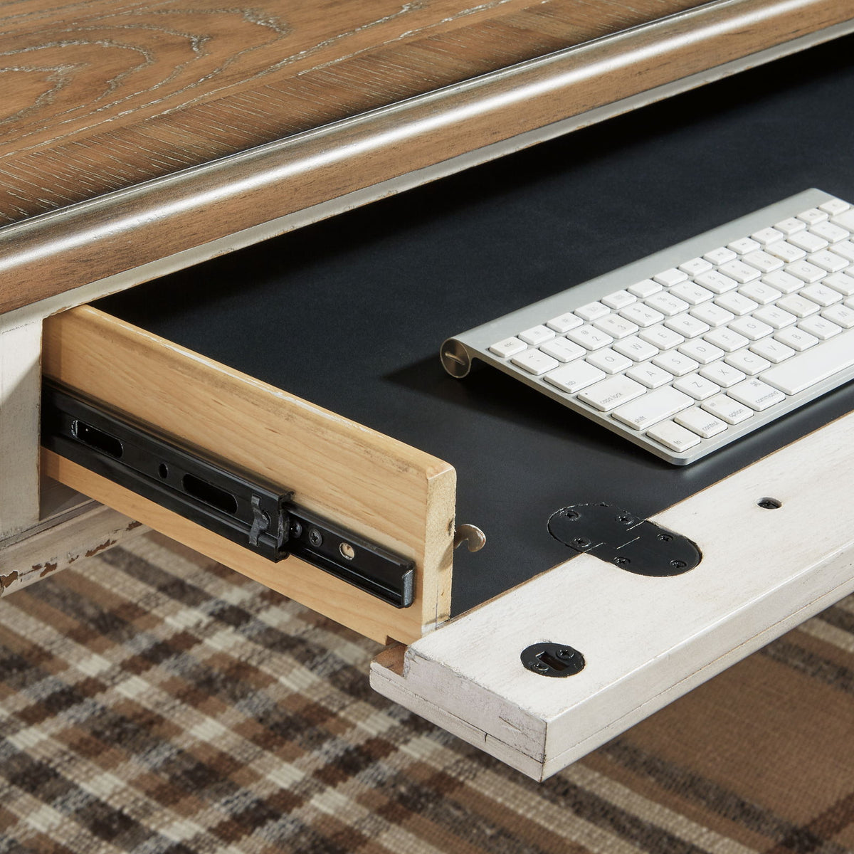 Realyn - Home Office L Shaped Desk - White / Brown