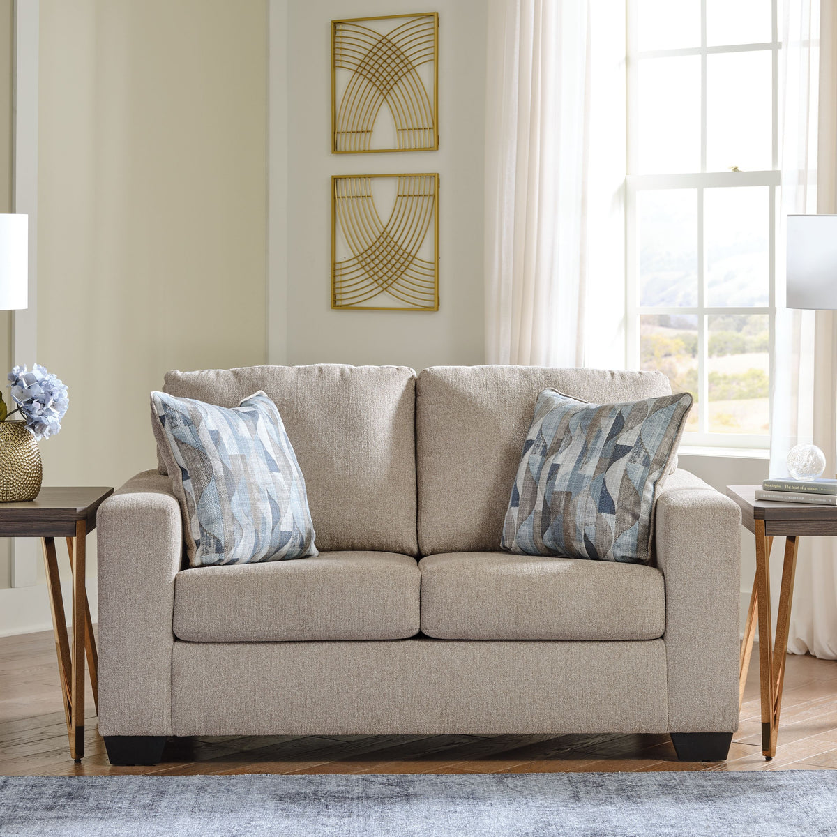 Deltona - Loveseat