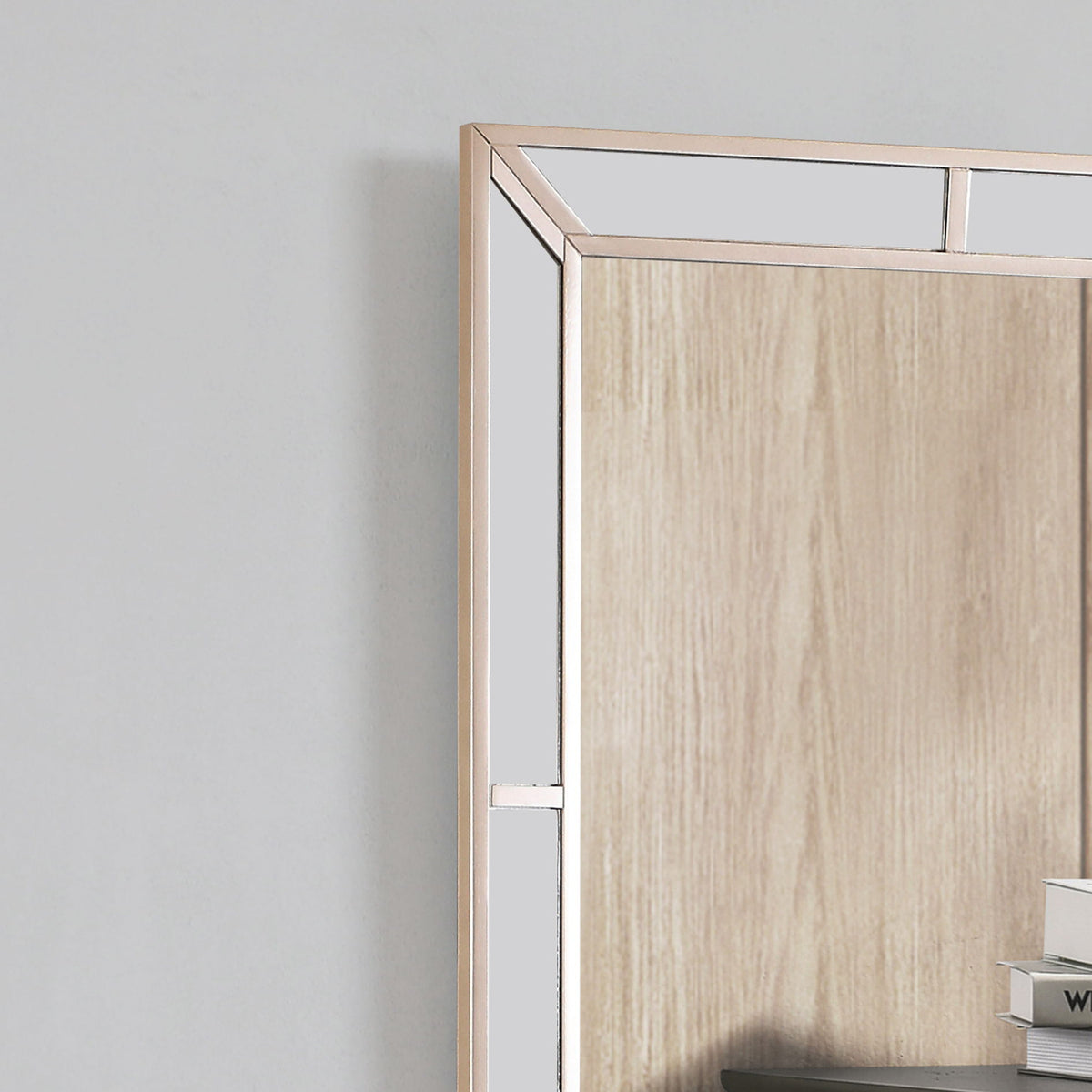 Elegant Contemporary Mirror