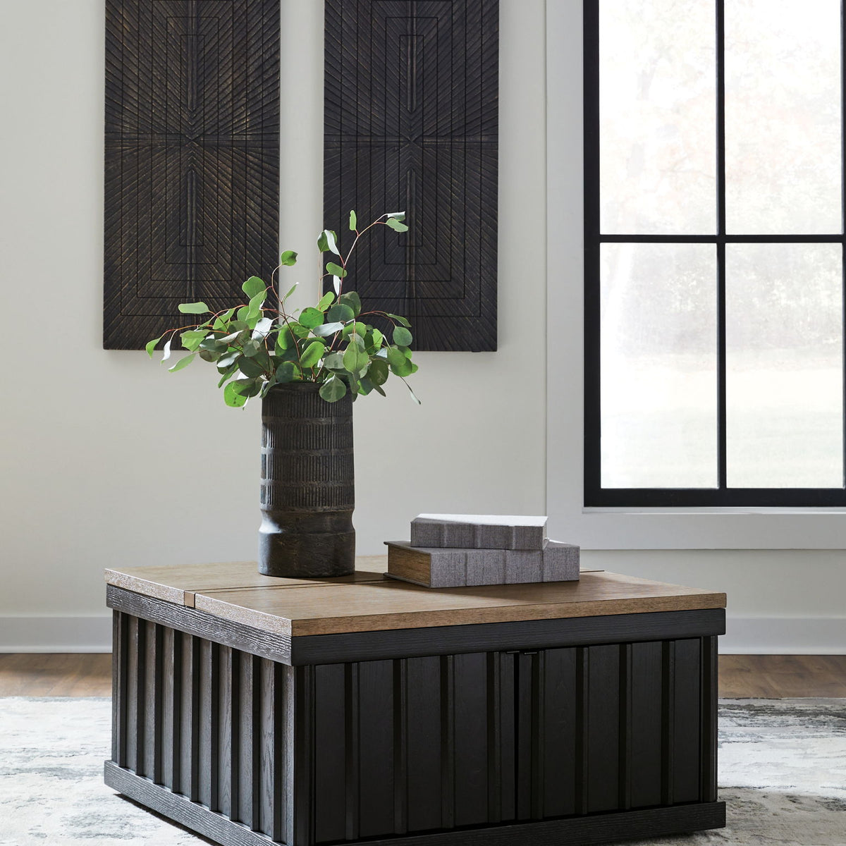 Rylandyn - Lift Top Cocktail Table - Black / Light Brown