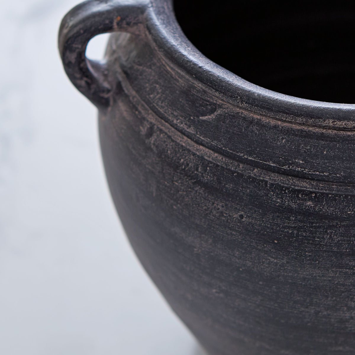 Meadie - 9" Vase