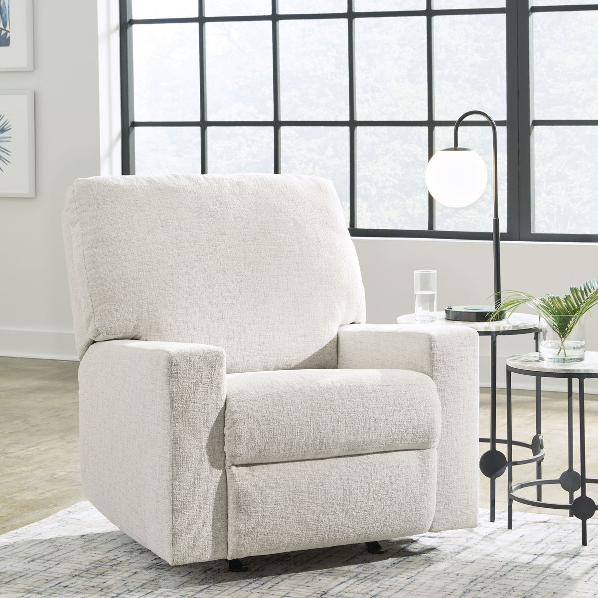 Rannis - Rocker Recliner