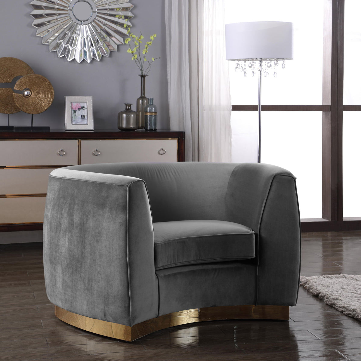 Julian - Chair