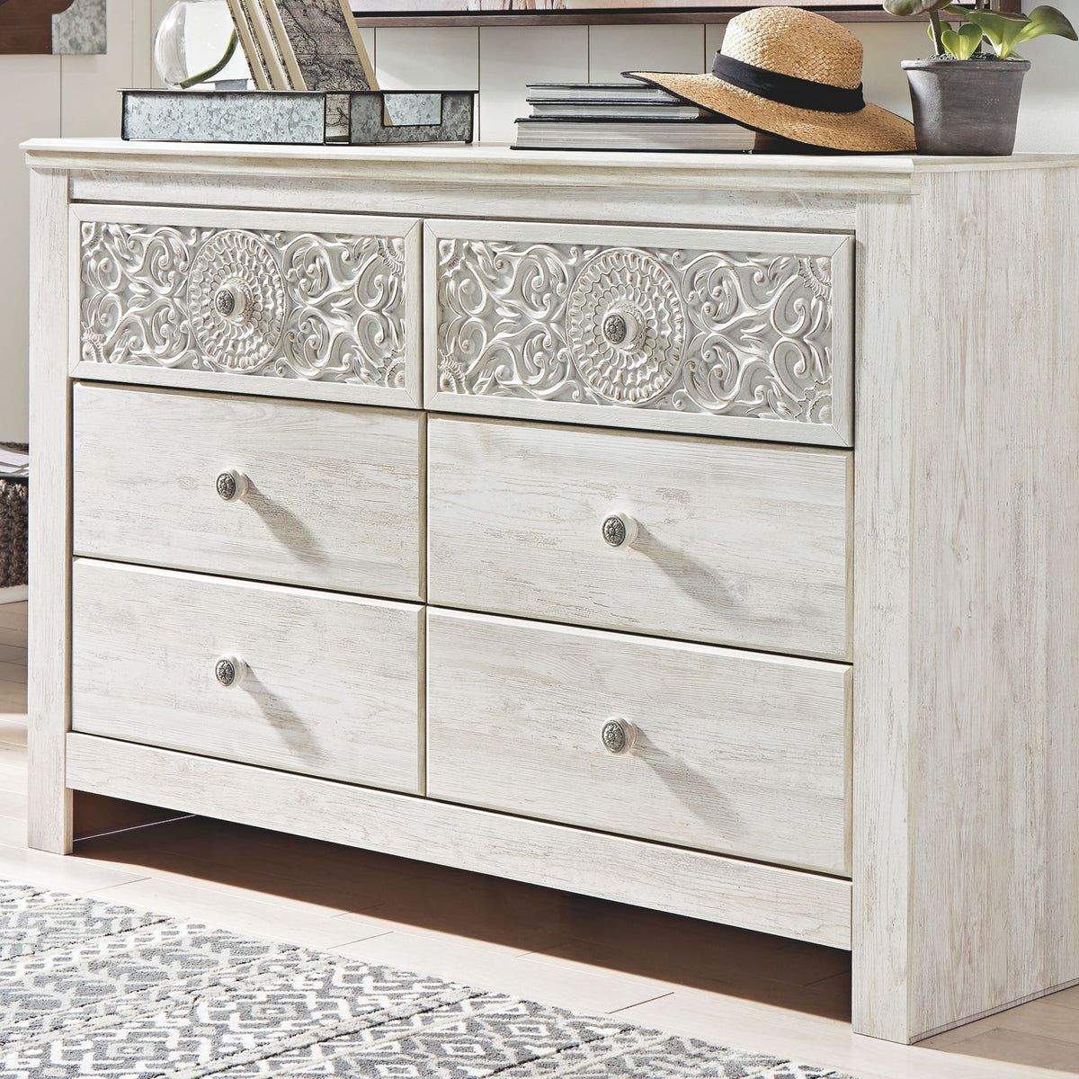 Paxberry - Six Drawer Dresser - Medallion Drawer Pulls - Whitewash