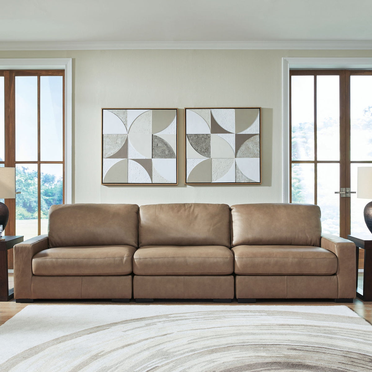 Veronella - Sectional