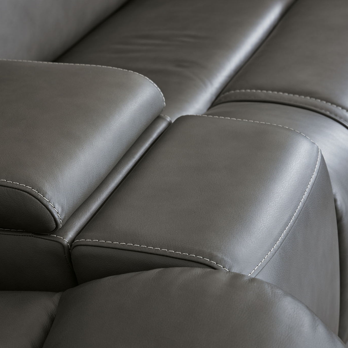 5Z - Pittson - Power Reclining Sectional