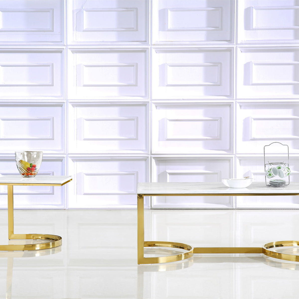 London - Coffee Table - Gold