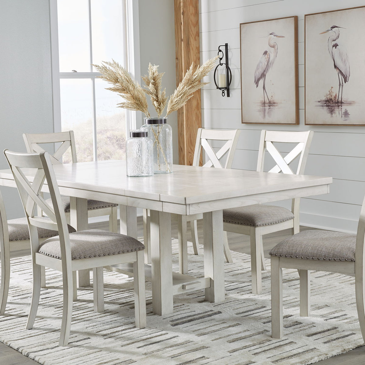 Robbinsdale - Rectangular Dining Room Extension Table Set