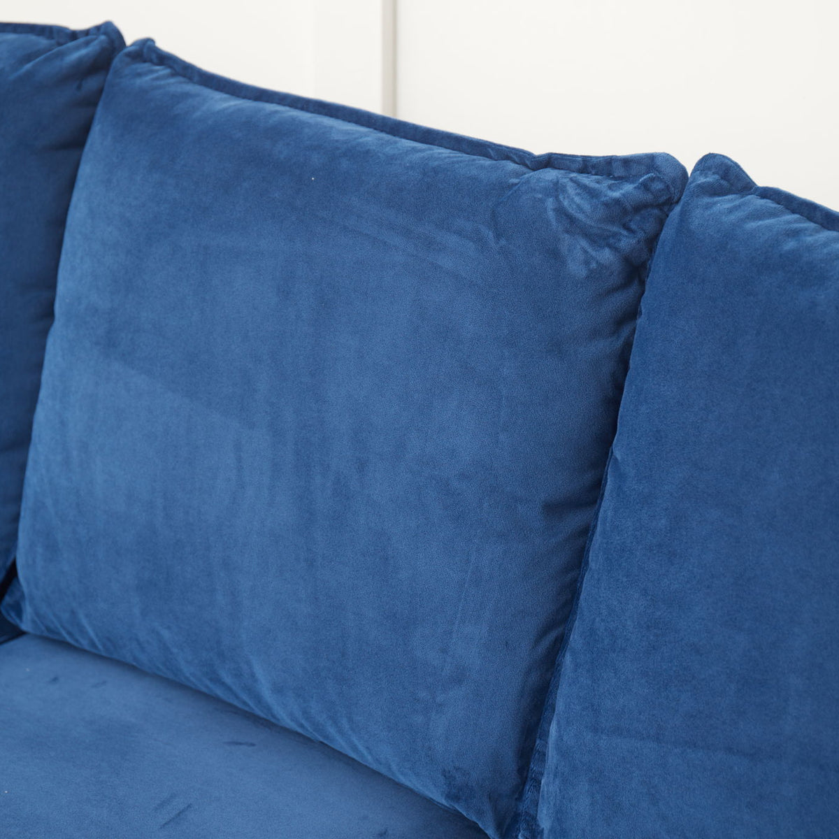 Graceful Design Plush Comfort Sofa