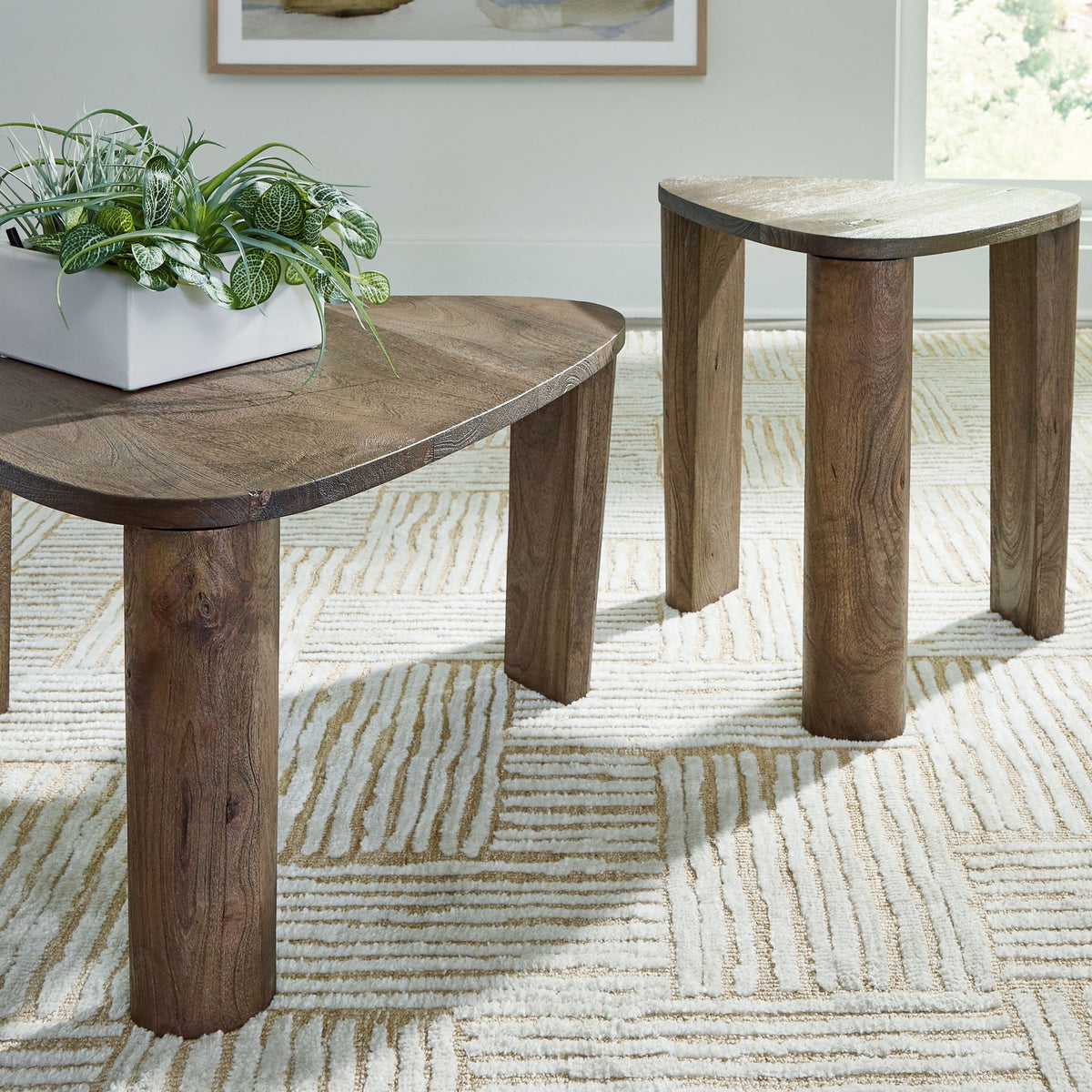 Reidport - Accent Cocktail Table Set (Set of 2) - Grayish Brown
