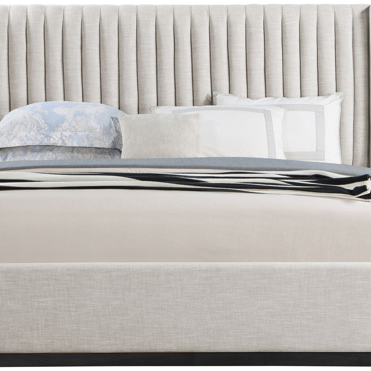 Logan - Bed