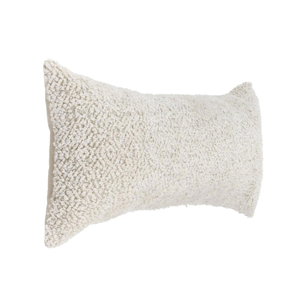 Villa Classics - Maris Pillow 16' x 36' - Ivory/Natural