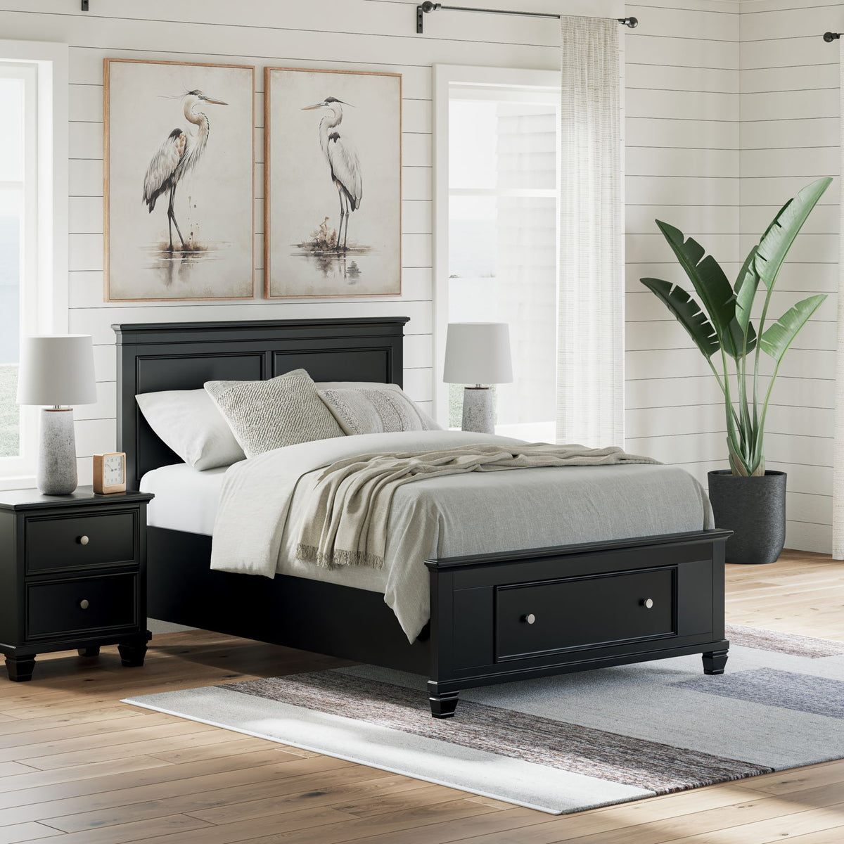 Lanolee - Panel Bed