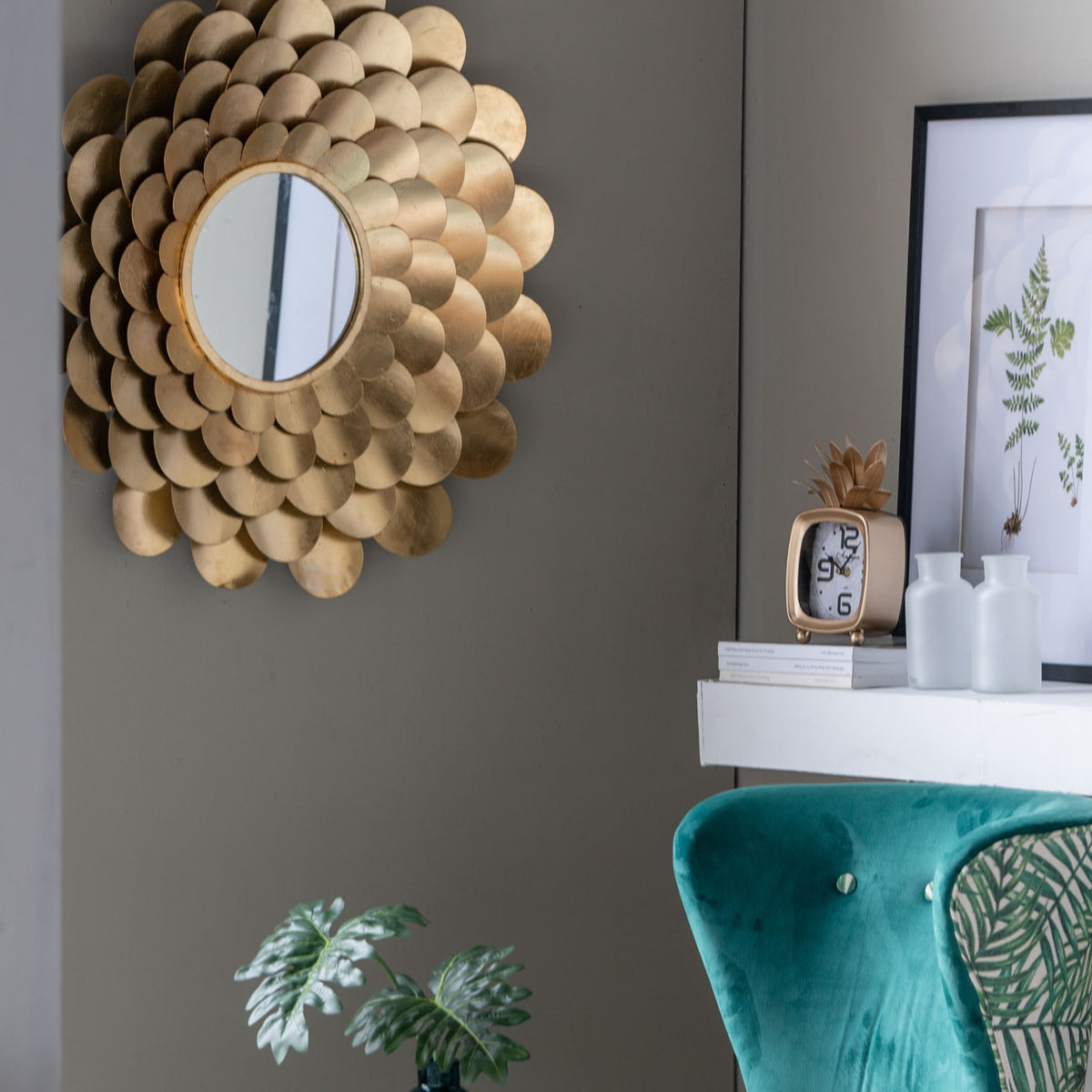 Mirrored Floral Wall Decor, Wall Mirror For Living Room Entryway - Gold