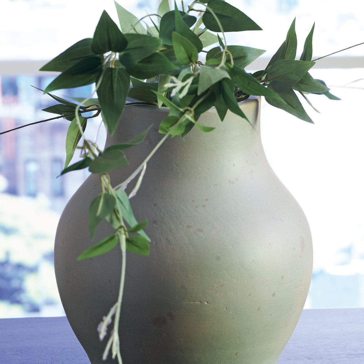 Baychester - Vase