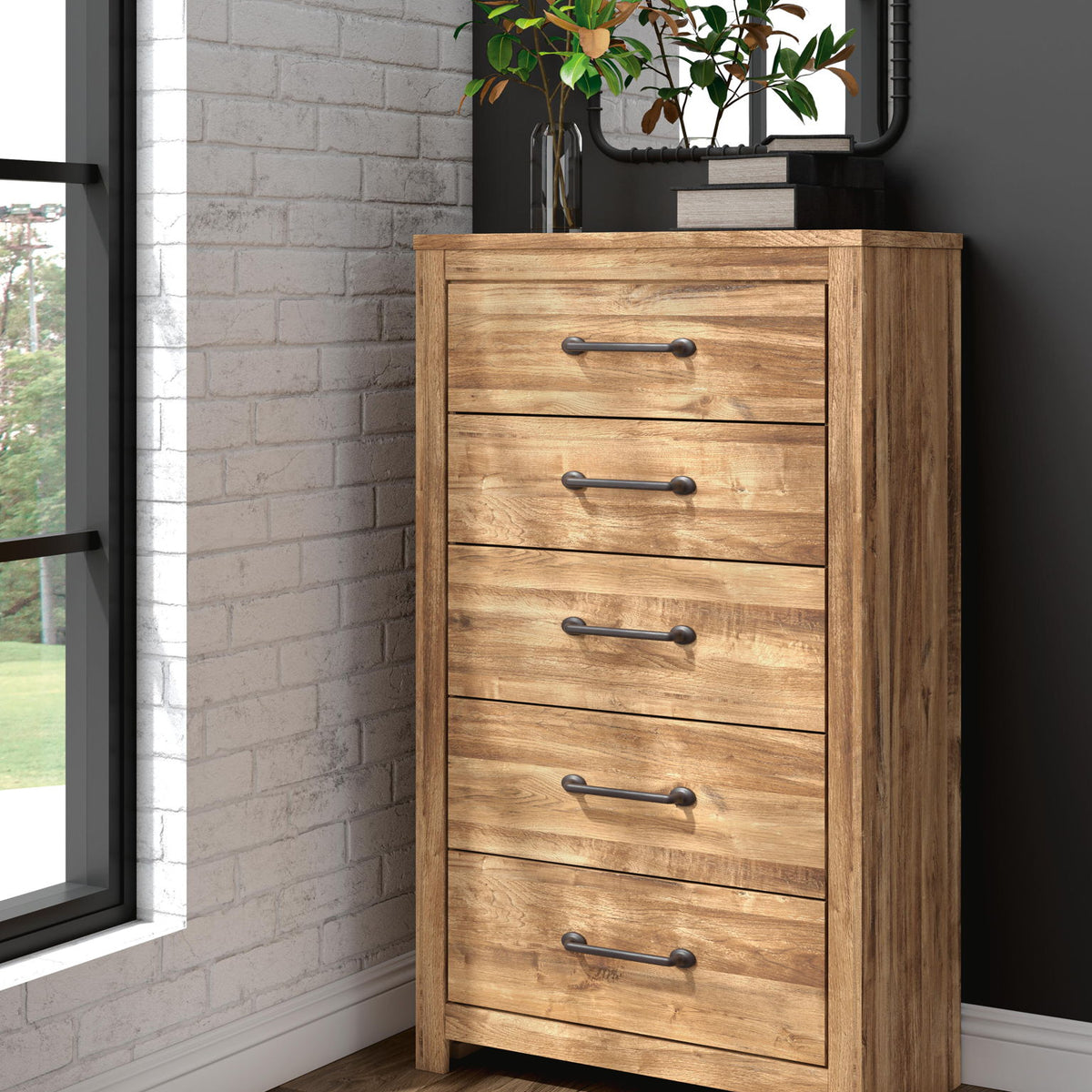 Maystonna - Five Drawer Chest - Brown