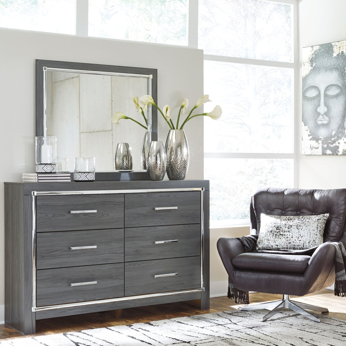 Lodanna - Dresser
