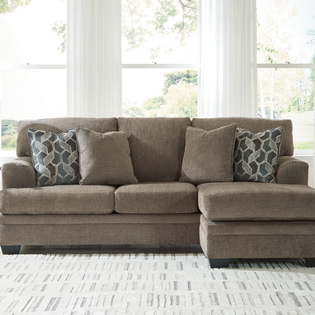 Stonemeade - Sofa Chaise