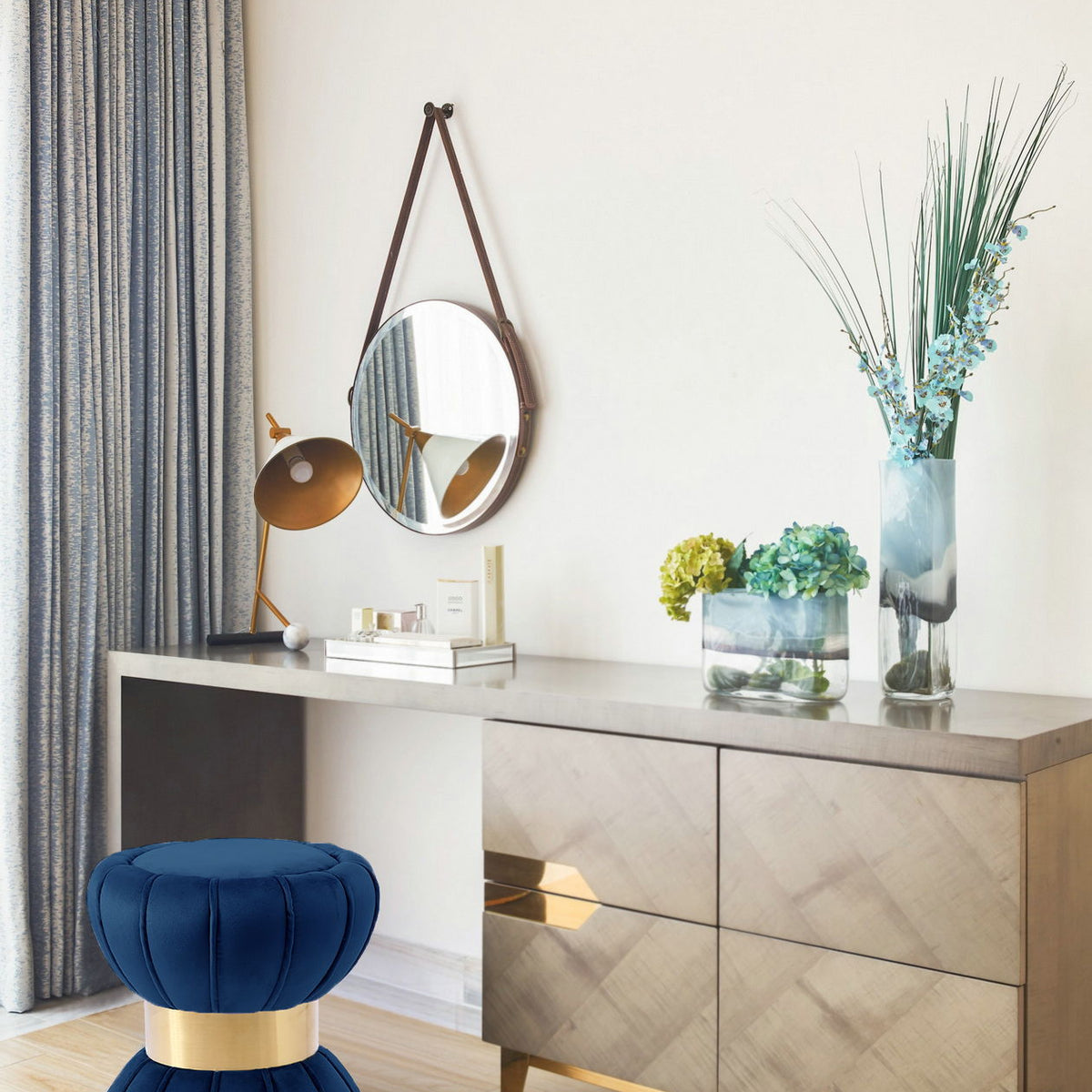 Vino - Stool Ottoman