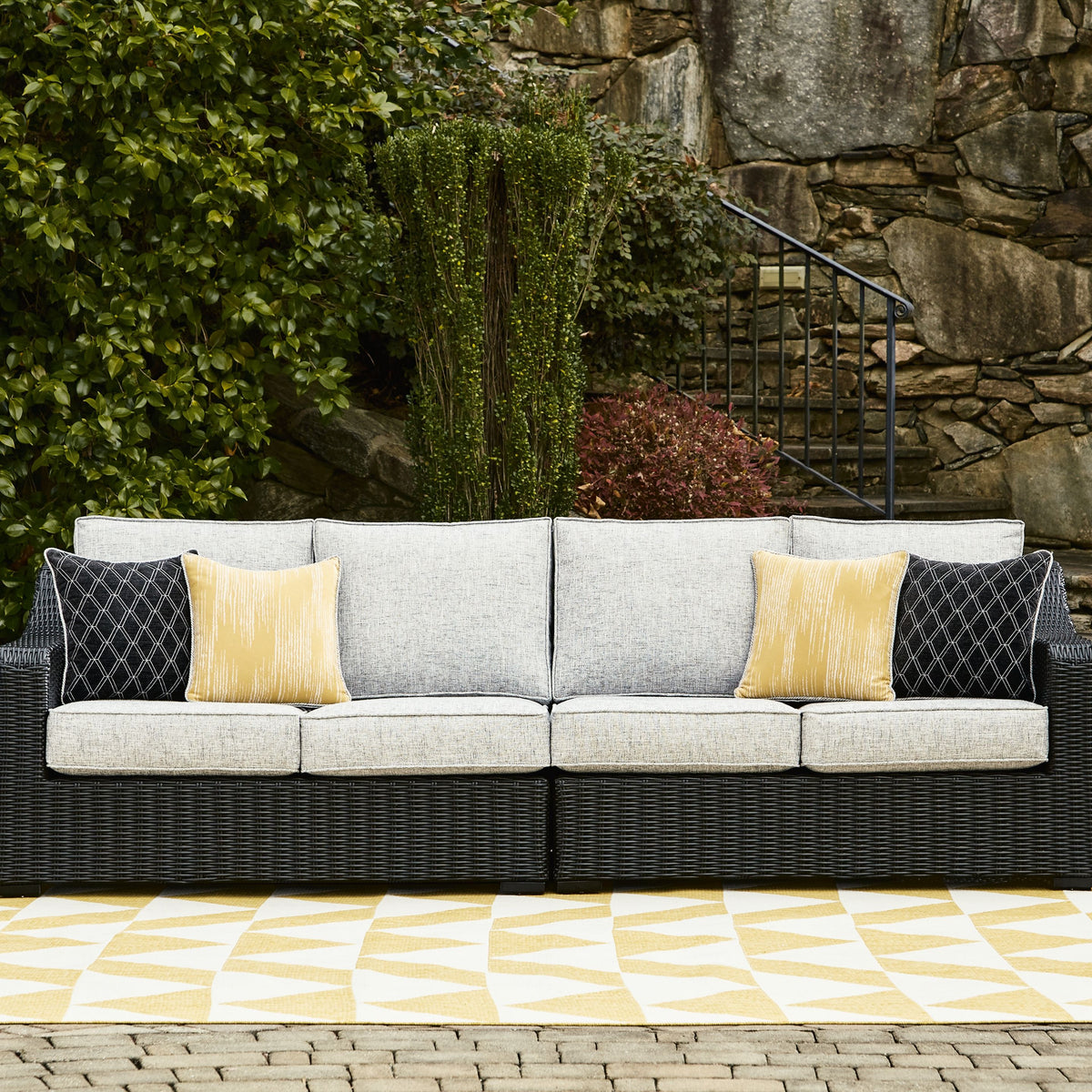 Beachcroft - Black / Light Gray - 2-Piece Outdoor Loveseat with Cushion