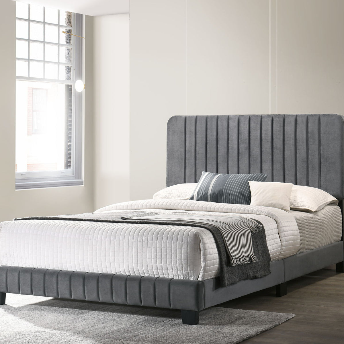 Lodi - Bed