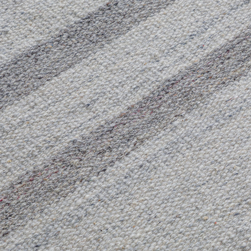 Hodges - 6' X 9' Area Rug - Ivory / Gray