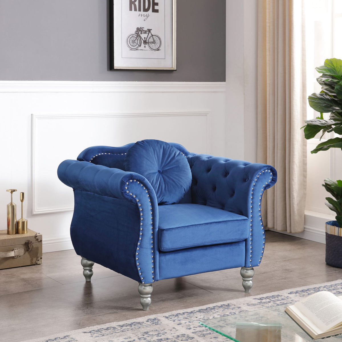 Chic Transitional Flared Arm Chair