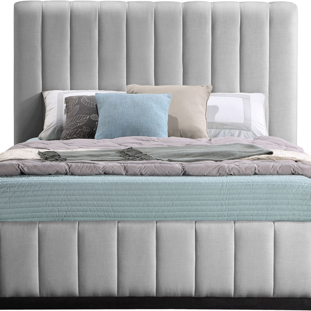 Lucia - Bed