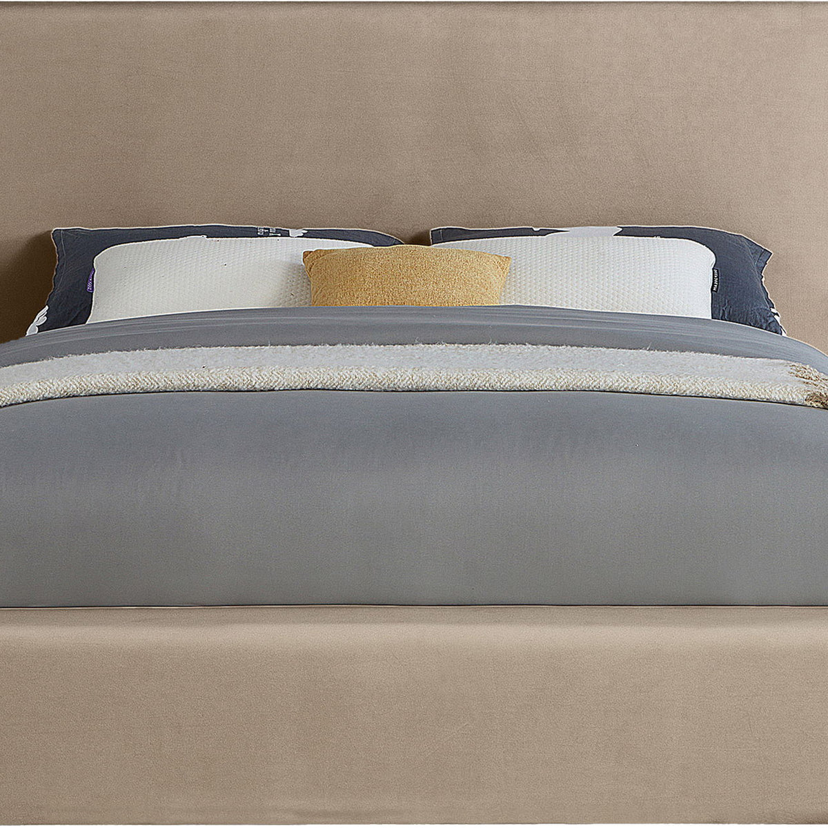 Dorian - Upholstered Bed