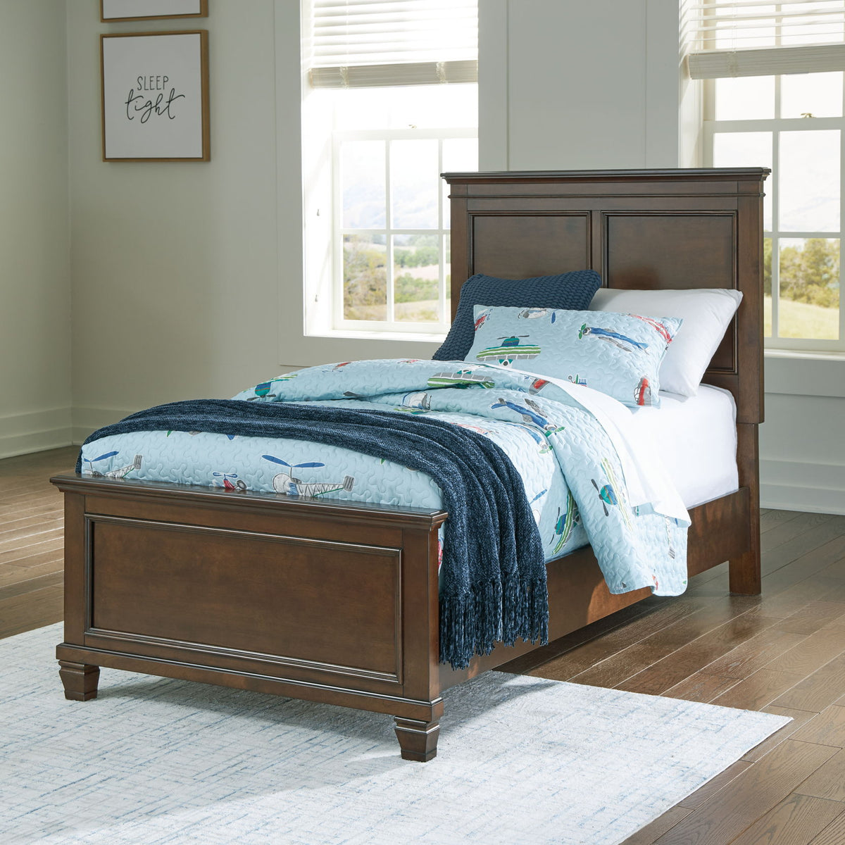 Danabrin - Panel Bed