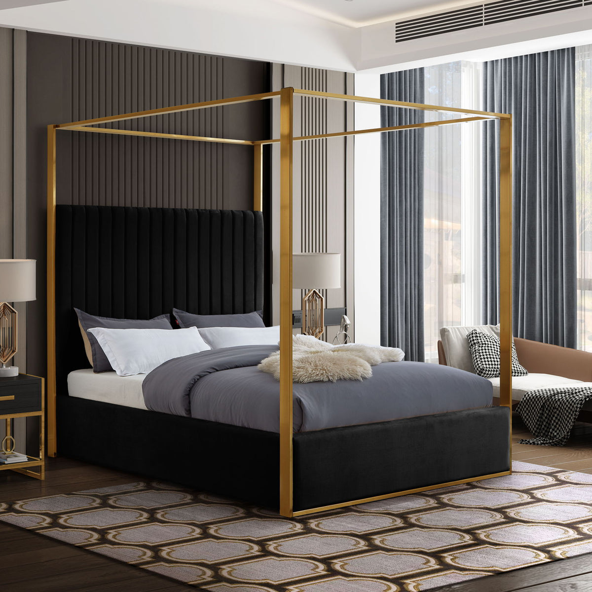Jones - Bed