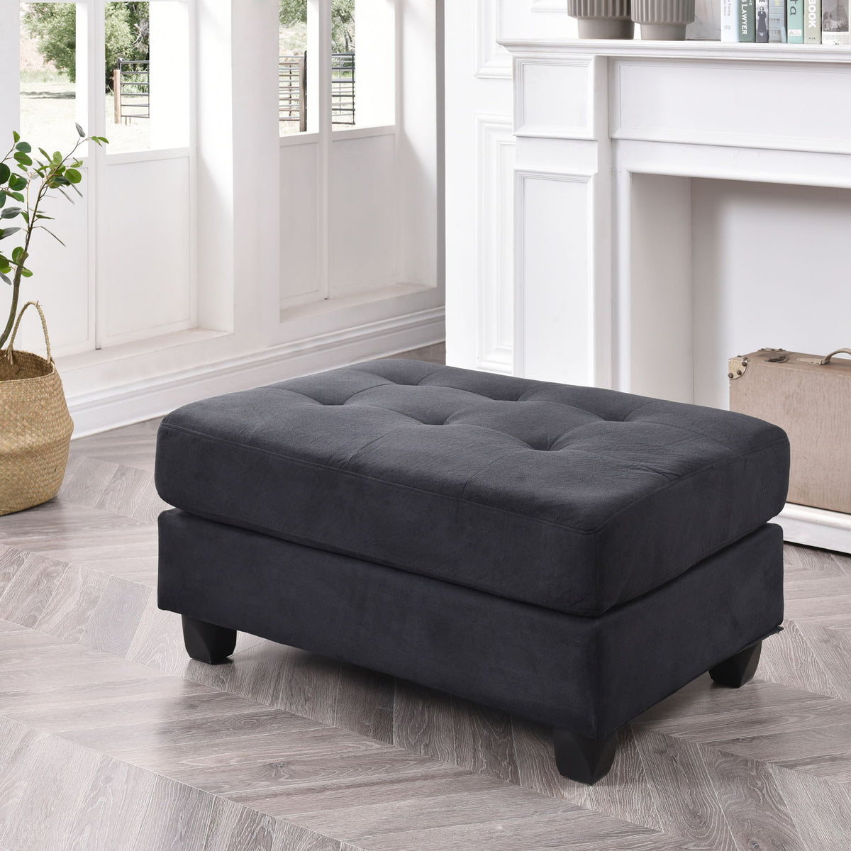 Chic Contemporary Ottoman