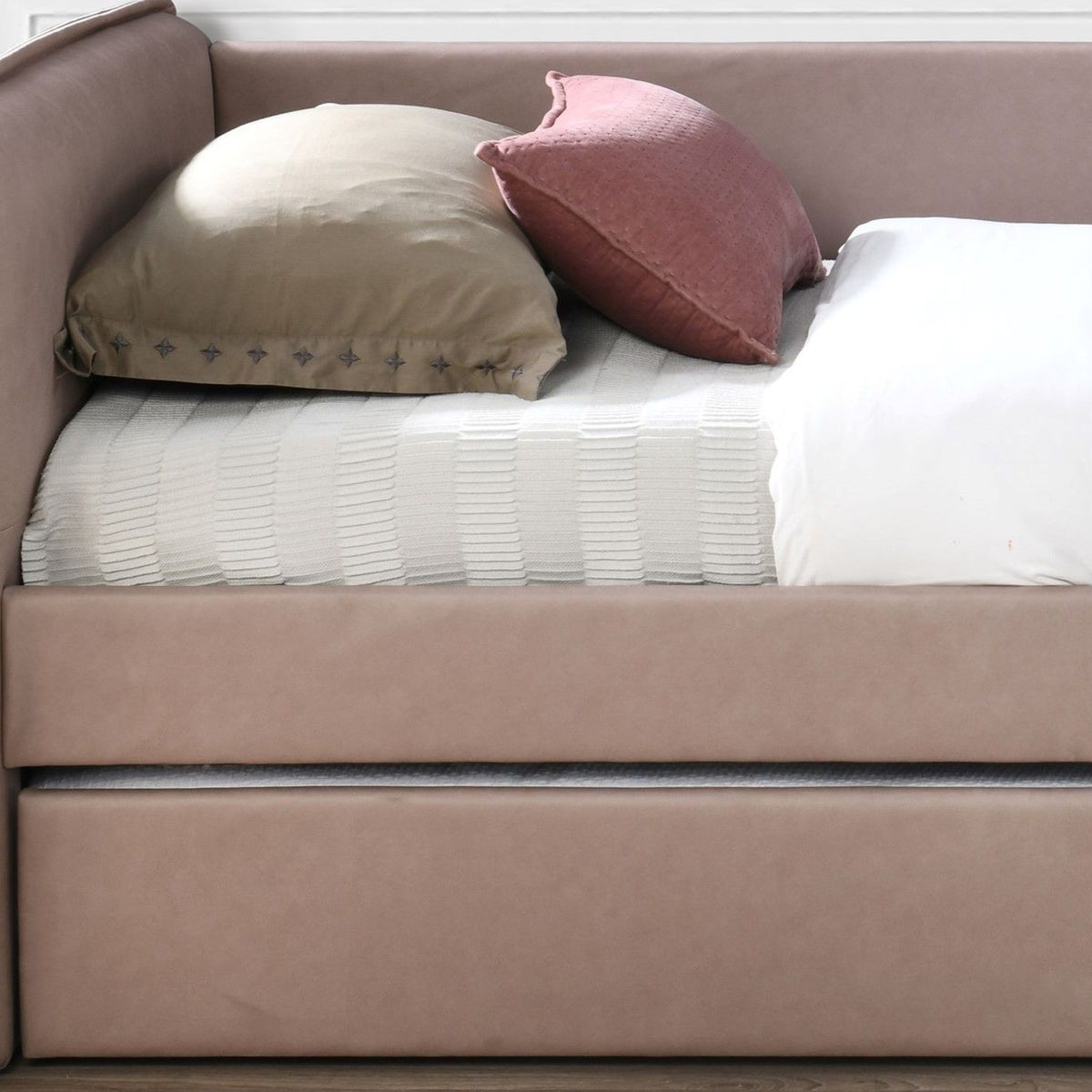 Daybed With A Trundle, Stylish Design