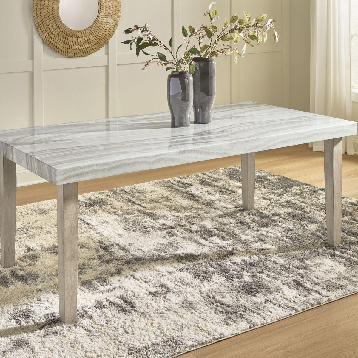 Larawyn - Dining Room Table