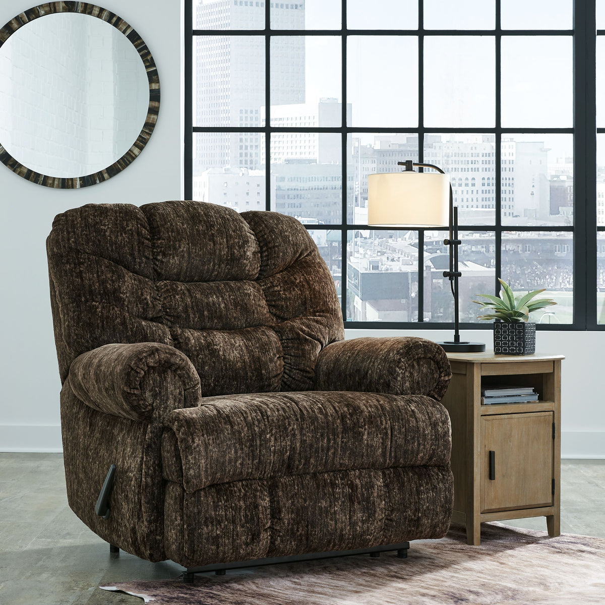 Movie Man - Zero Wall Recliner